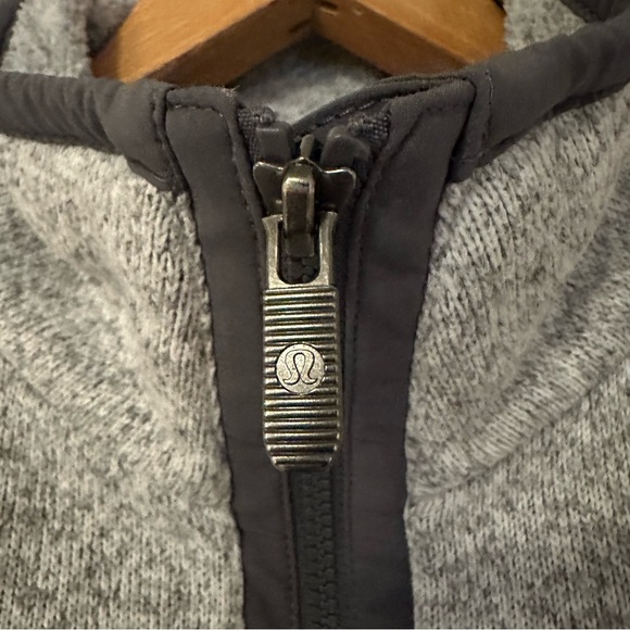 Lululemon It’s Fleecing Cold Zip Up Sweater. - Picture 10 of 10